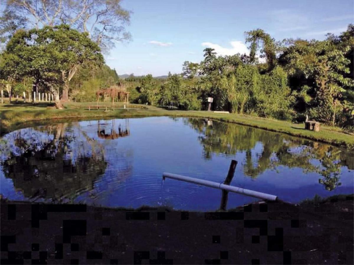 Chacara bica dágua Vila Pirenópolis Exterior foto